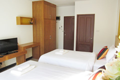 Single-bed room
